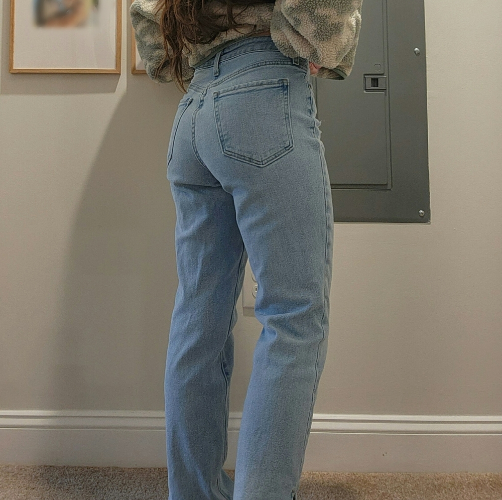 Women's High Rise Straight Jeans Light Wash